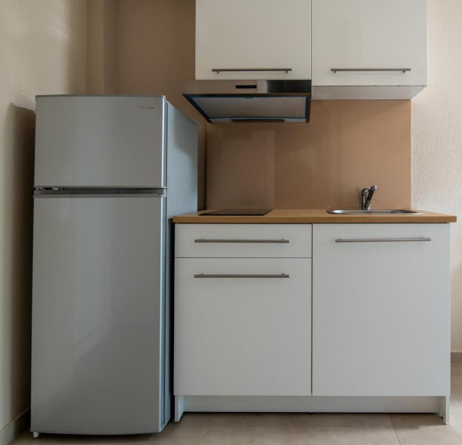Sithonia Suites Luxury 2 Beds Studio, Semi-Ground Floor Νικήτη Εξωτερικό φωτογραφία