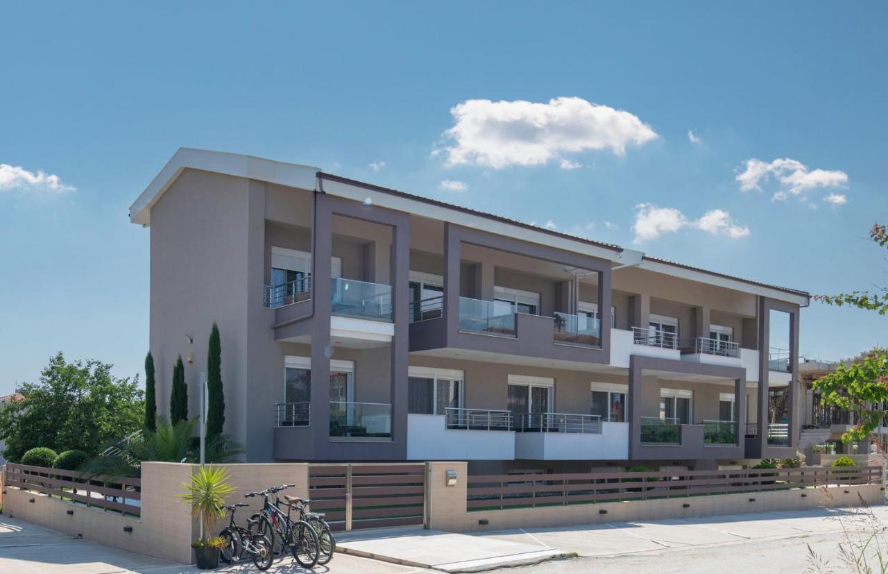 Sithonia Suites Luxury 2 Beds Studio, Semi-Ground Floor Νικήτη Εξωτερικό φωτογραφία
